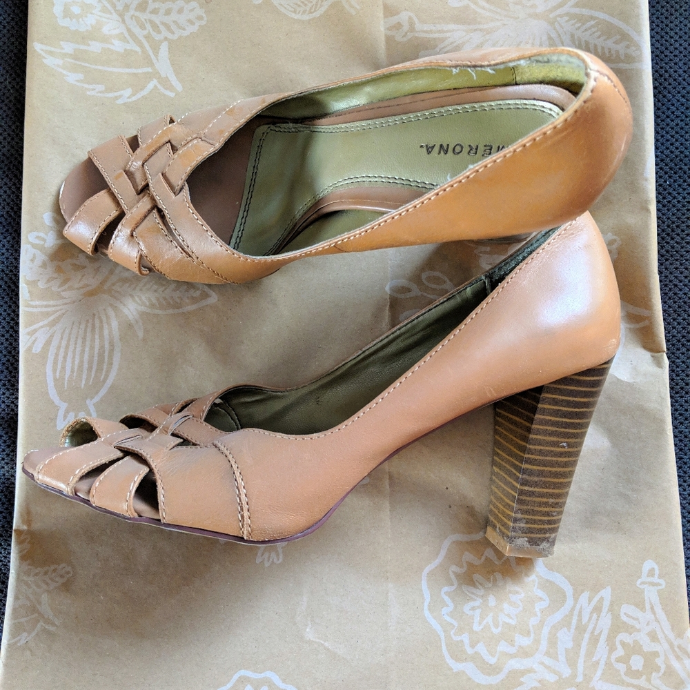open toe heels size 9